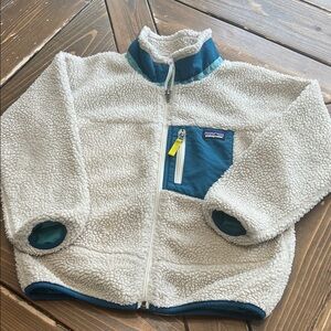 Patagonia Cream and Teal Fleece Jacket